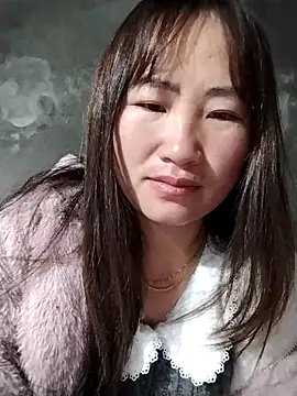 Snapshot of emini-xx chatting on 02/03/26, 12:10 emini-xx online show from 02/03/26, 12:10