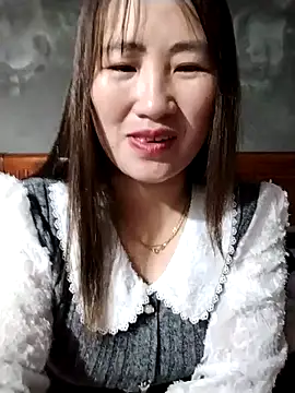 Snapshot of emini-xx chatting on 02/20/26, 01:57 emini-xx online show from 02/20/26, 01:57