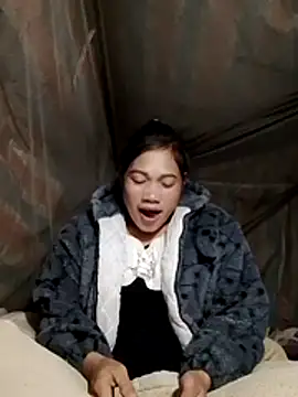 doggy-00 online show from 11/27/25, 08:09