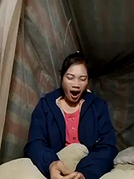 doggy-00 online show from 11/22/25, 08:40