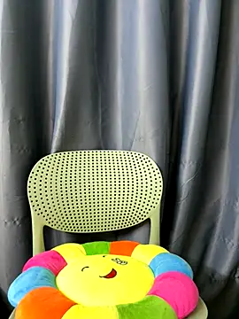 karakin1220 online show from 11/29/25, 01:55