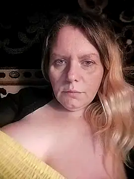 Lana-murr online show from 12/18/25, 04:44