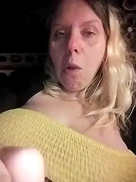 Lana-murr online show from 12/17/25, 10:15