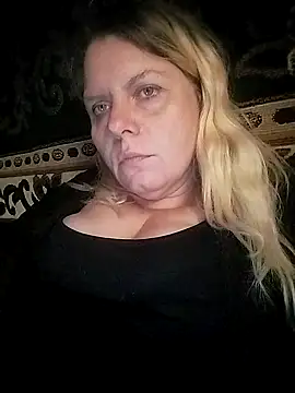 Lana-murr online show from 11/06/25, 07:01