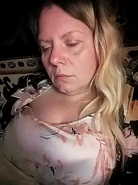 Lana-murr online show from 11/15/25, 06:23