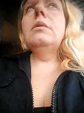 Lana-murr online show from 11/21/25, 06:45