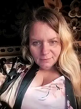 Lana-murr online show from 11/15/25, 05:33