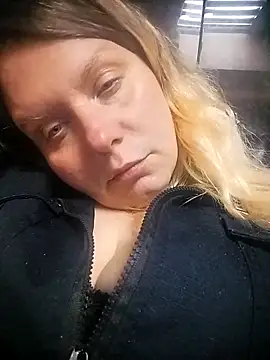 Lana-murr online show from 04/17/26, 09:50