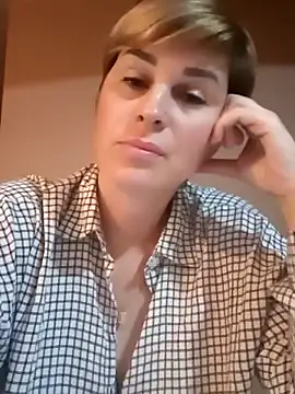 Snapshot of Tatimila chatting on 10/29/25, 06:40 Tatimila online show from 10/29/25, 06:40