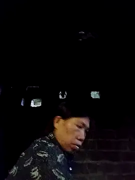 bella-la online show from 12/04/25, 09:41