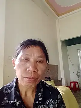 bella-la online show from 11/14/25, 08:07