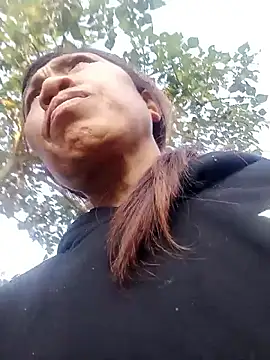 bella-la online show from 12/02/25, 09:22