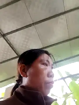 bella-la online show from 11/05/25, 12:58