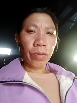 bella-la online show from 11/04/25, 12:25