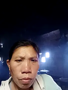 bella-la online show from 12/15/25, 01:11