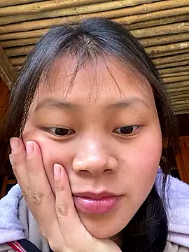 Snapshot of Sophia-123 chatting on 01/13/26, 01:42 Sophia-123 online show from 01/13/26, 01:42