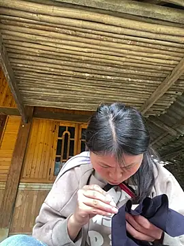 Snapshot of Sophia-123 chatting on 01/15/26, 02:04 Sophia-123 online show from 01/15/26, 02:04