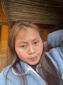 Snapshot of Sophia-123 chatting on 02/13/26, 05:29 Sophia-123 online show from 02/13/26, 05:29