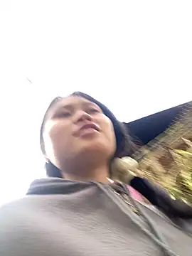 Snapshot of Sophia-123 chatting on 01/17/26, 02:37 Sophia-123 online show from 01/17/26, 02:37