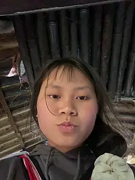 Snapshot of Sophia-123 chatting on 01/18/26, 01:42 Sophia-123 online show from 01/18/26, 01:42