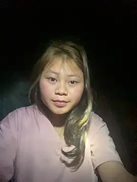 Snapshot of Sophia-123 chatting on 02/22/26, 11:28 Sophia-123 online show from 02/22/26, 11:28