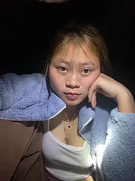 Snapshot of Sophia-123 chatting on 02/20/26, 12:29 Sophia-123 online show from 02/20/26, 12:29