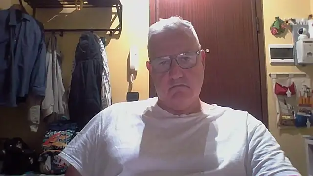 Diegoriv71 online show from 05/13/26, 07:43