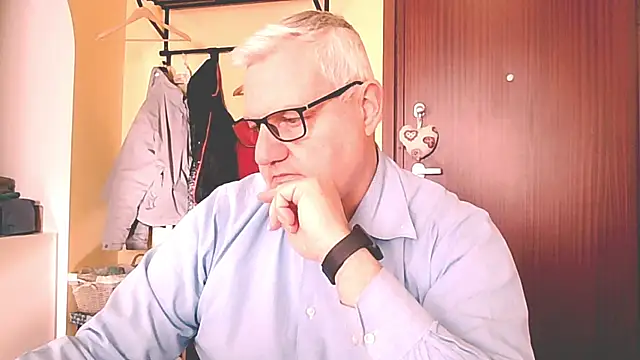 Diegoriv71 online show from 03/27/26, 07:39