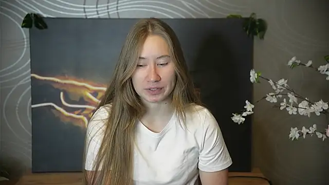 Snapshot of EvonWmith chatting on 10/28/25, 10:14 EvonWmith online show from 10/28/25, 10:14