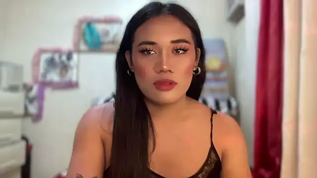 untouchable mia online show from 12/02/25, 01:35