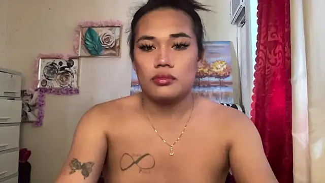 untouchable mia online show from 12/05/25, 01:16