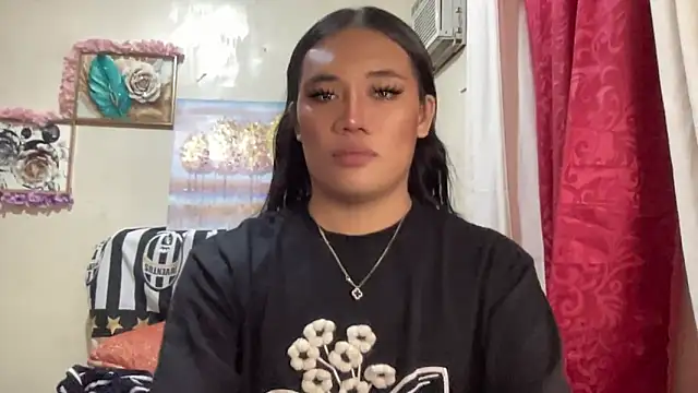 untouchable mia online show from 11/26/25, 05:46