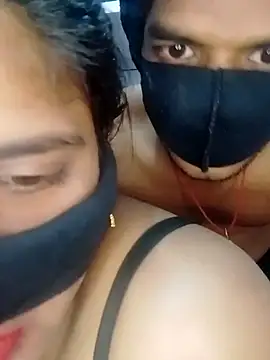 hot couple 000 online show from 12/05/25, 01:43