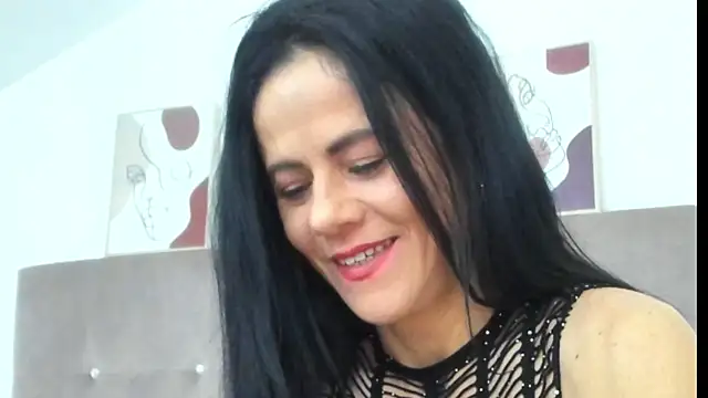 Snapshot of brianaflynt chatting on 05/03/26, 06:55 brianaflynt online show from 05/03/26, 06:55
