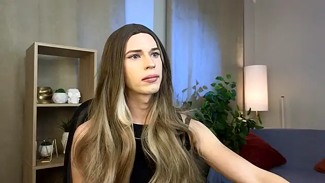 Branda Kelly online show from 11/30/25, 07:47