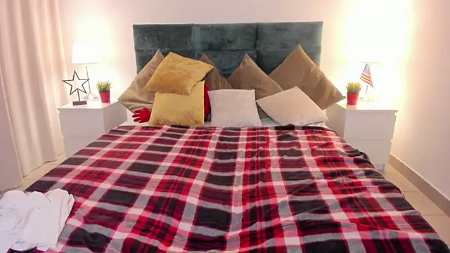 babyyullii online show from 03/23/26, 05:40