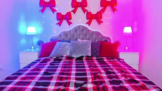 babyyullii online show from 03/24/26, 08:36