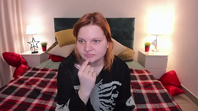 babyyullii online show from 02/25/26, 06:13