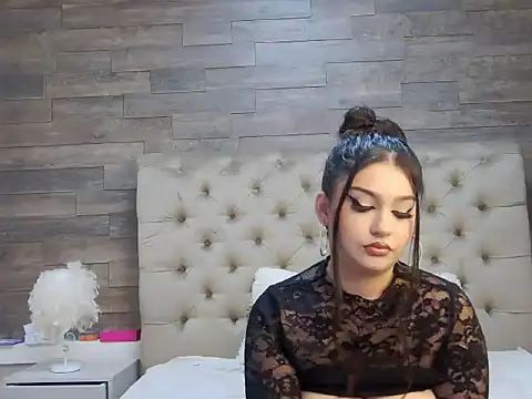 Snapshot of KeylaNoir chatting on 11/28/25, 08:36 KeylaNoir online show from 11/28/25, 08:36