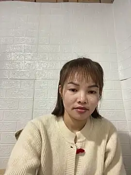 Snapshot of Night_owl111 chatting on 12/17/25, 10:04 Night owl111 online show from 12/17/25, 10:04