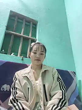 Snapshot of Night_owl111 chatting on 11/10/25, 10:20 Night owl111 online show from 11/10/25, 10:20