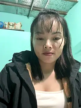 Snapshot of Night_owl111 chatting on 11/02/25, 04:17 Night owl111 online show from 11/02/25, 04:17