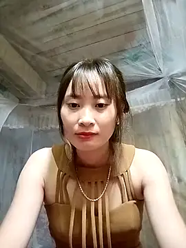 Snapshot of Em_xinh01 chatting on 10/30/25, 01:53 Em xinh01 online show from 10/30/25, 01:53