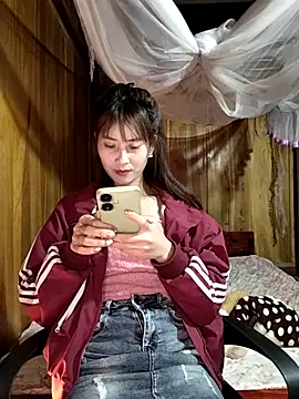 Em xinh01 online show from 12/21/25, 01:35