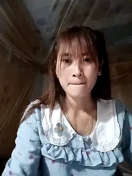 Em xinh01 online show from 03/22/26, 01:45