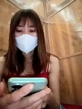 Snapshot of Em_xinh01 chatting on 12/03/25, 05:08 Em xinh01 online show from 12/03/25, 05:08