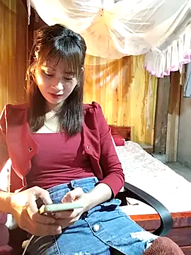 Em xinh01 online show from 12/20/25, 01:25