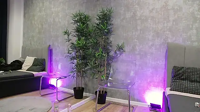 Snapshot of NattyMoonx chatting on 12/15/25, 08:14 NattyMoonx online show from 12/15/25, 08:14