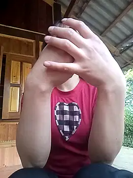 Linh sexy98 online show from 04/05/26, 12:50