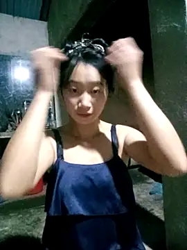 Snapshot of Linh_sexy98 chatting on 11/07/25, 10:24 Linh sexy98 online show from 11/07/25, 10:24